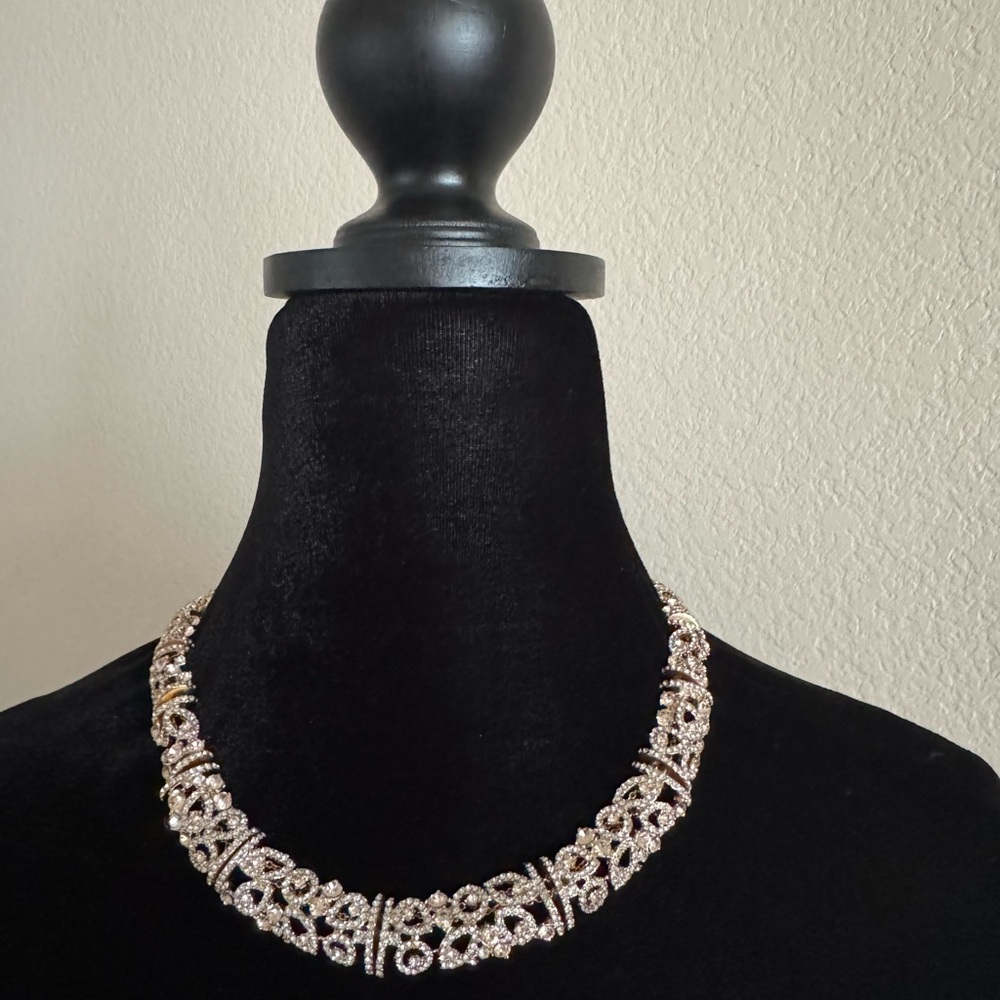 Givenchy
Silk Glass Stone Gold-Tone Collar Necklace